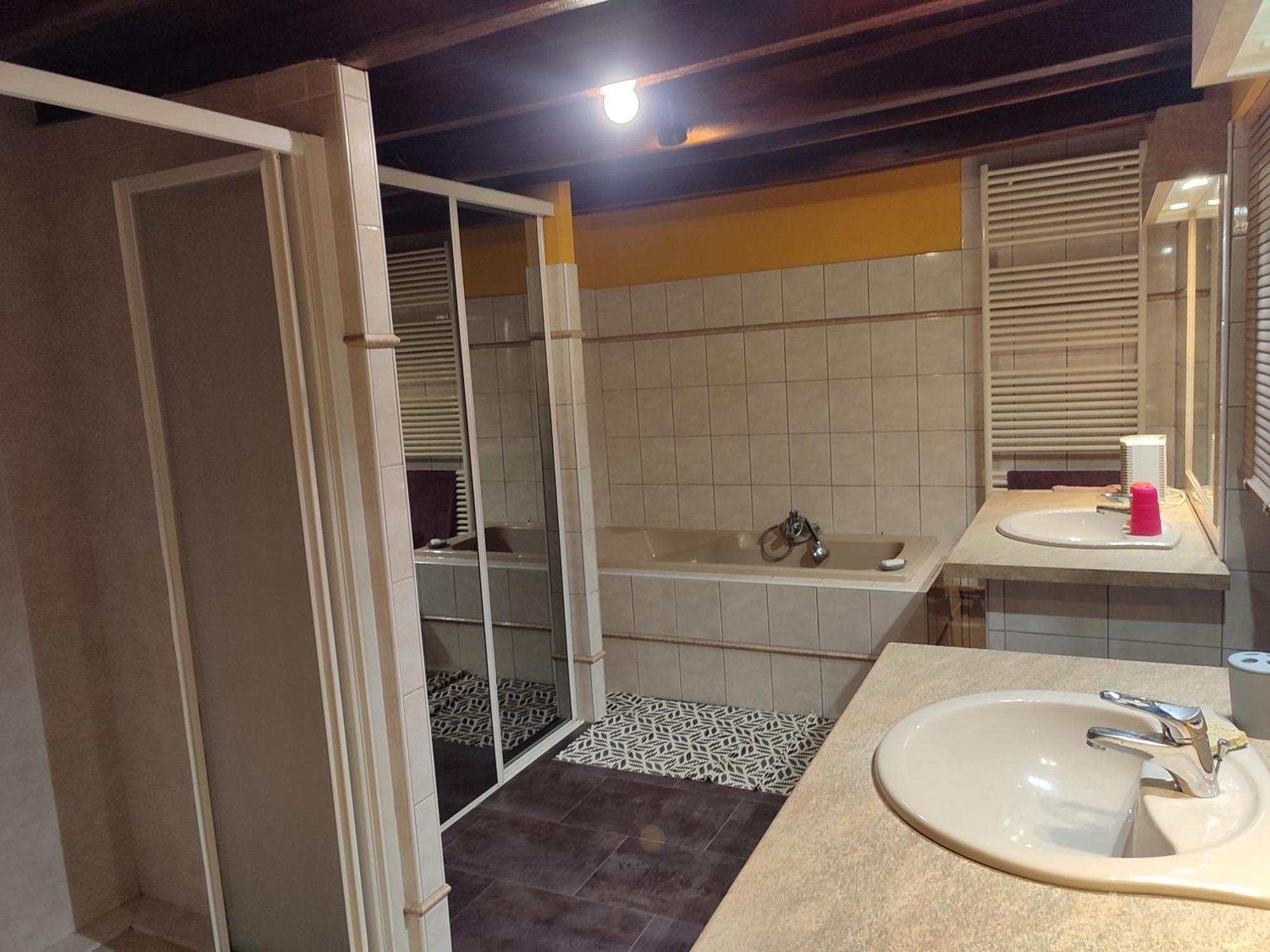 Maison De Caractere Le Rouchassier Saint-Laurent-du-Cros Dış mekan fotoğraf